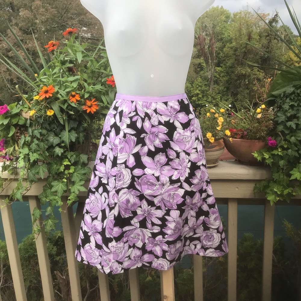 Rafaella - Purple/black floral pattern skirt, Size: 6